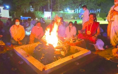 शिव आह्वान के पश्चात योगी प्रियव्रत के अनुष्ठानों का हुआ समापन