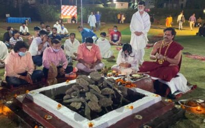 लोक कल्याण हेतु शिव आह्वान के पश्चात योगी प्रियव्रत अनिमेष ने महाकुंभ अनुष्ठानों का किया समापन